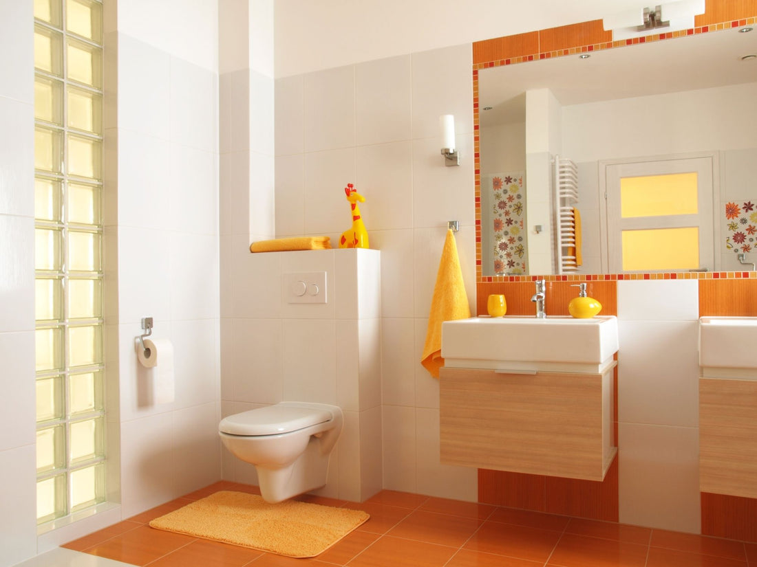 Efectos ópticos para ampliar un baño pequeño