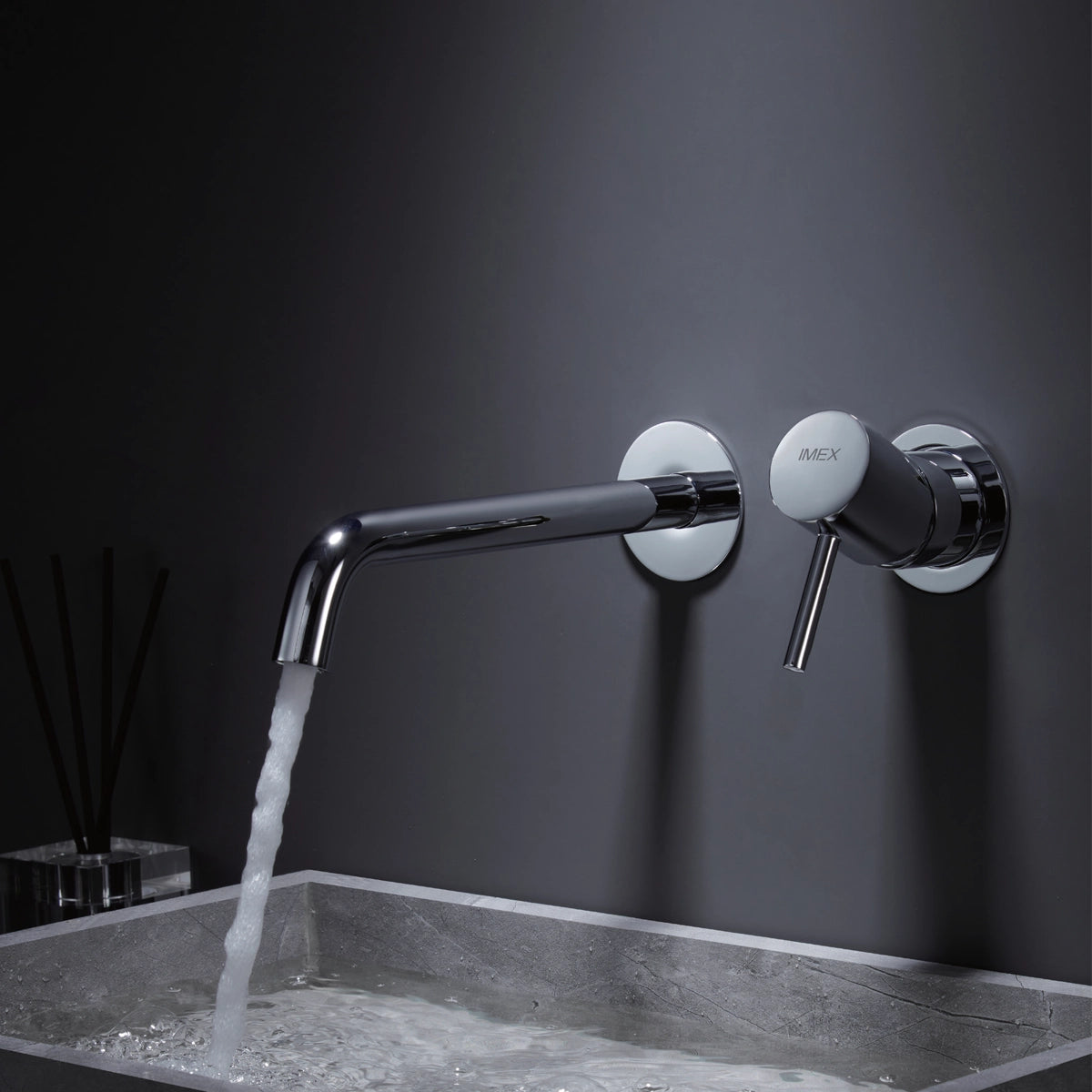 Grifo empotrado Monza