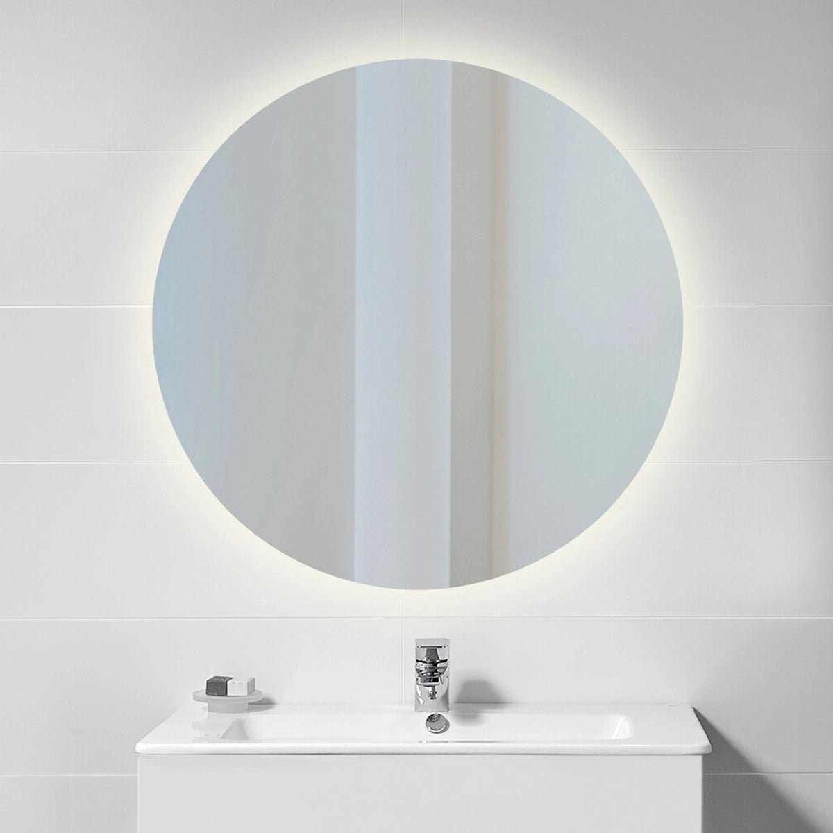 Espejo de baño Cassiopeia con iluminación LED - The Bath