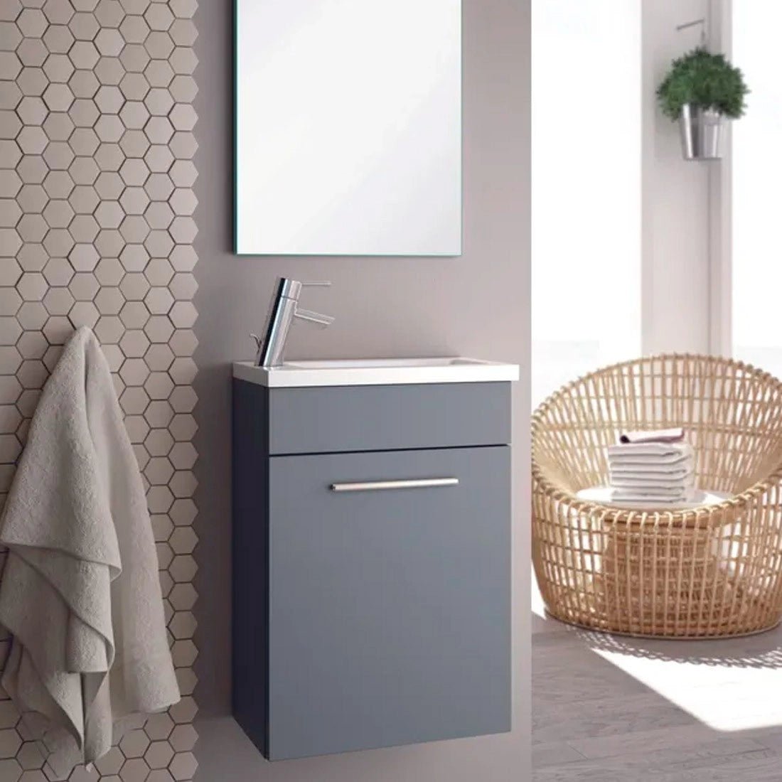 Mueble de baño pequeño con lavabo