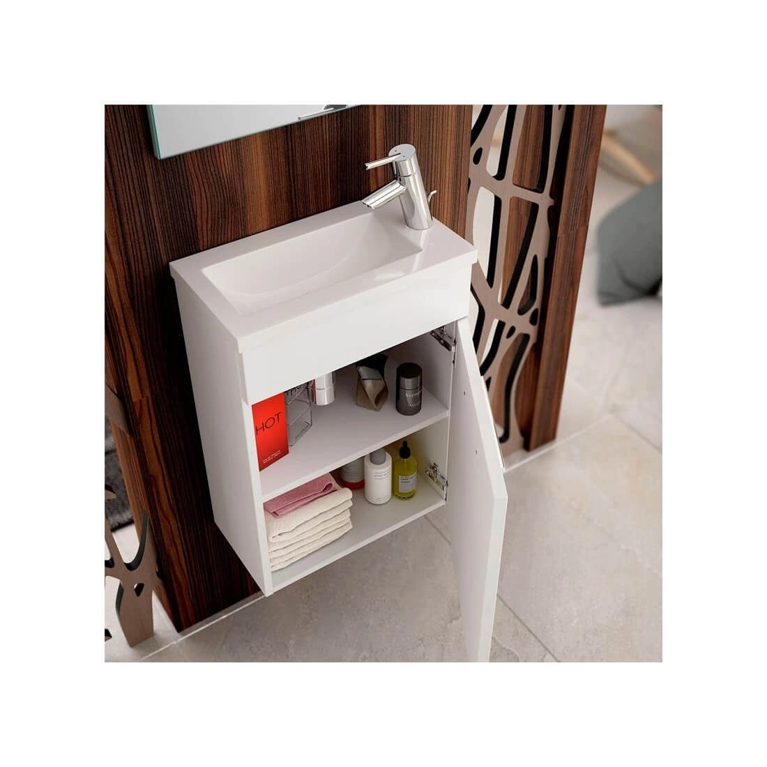Mueble de baño pequeño con lavabo