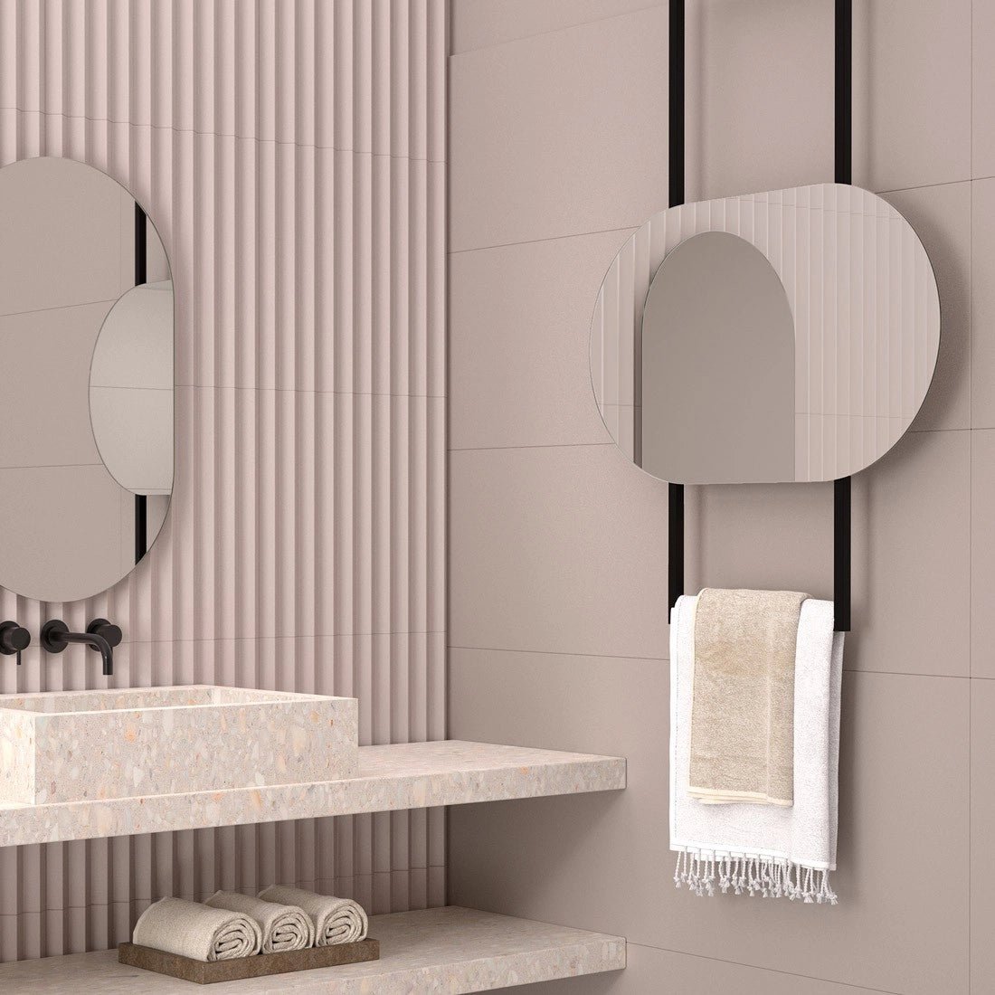 Soporte metálico de techo con toallero para espejo
